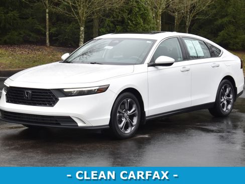 Certified 2023 Honda Accord EX image 3