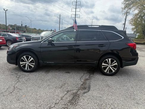 Used 2018 Subaru Outback 3.6R Limited image 8