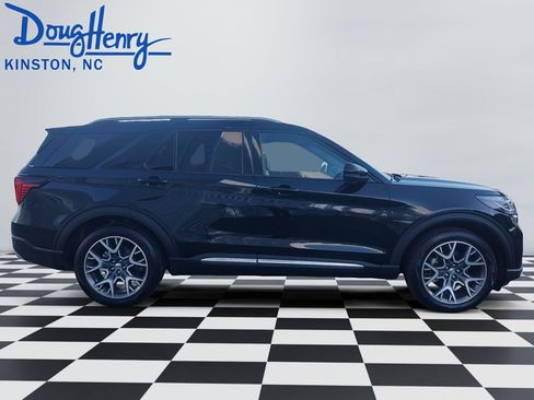 Used 2025 Ford Explorer Platinum w/ Ultimate Package RWD image 6