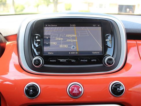 Used 2016 FIAT 500X Lounge image 26