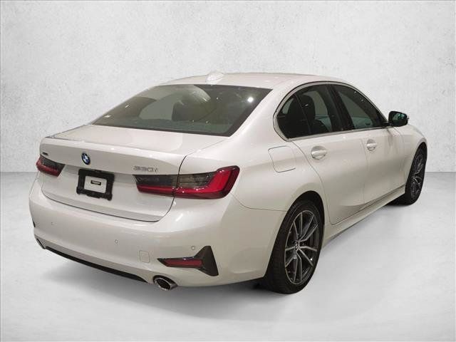 Used 2022 BMW 330i xDrive Sedan w/ Premium Package 2 AWD/4WD image 5