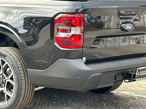 New 2025 Ford Maverick Lariat w/ 4K Tow Package image 7