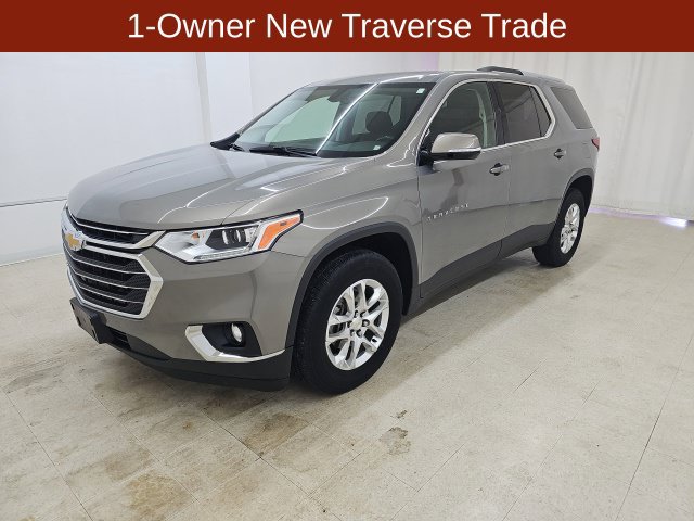 Used 2018 Chevrolet Traverse LT FWD image 1