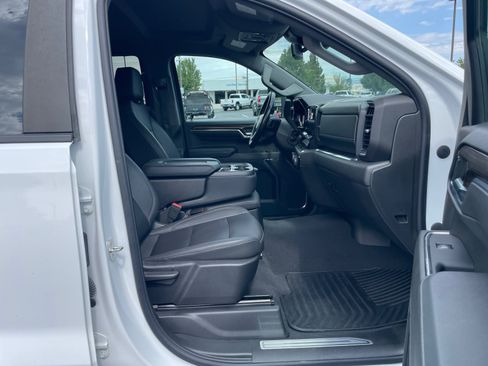 Used 2023 Chevrolet Silverado 1500 LT w/ Leather Package AWD/4WD image 27