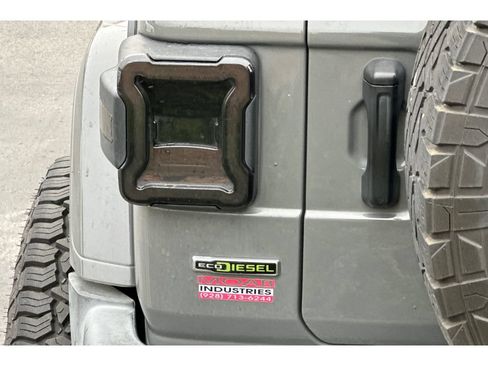 Used 2021 Jeep Wrangler Unlimited Sport AWD/4WD image 7