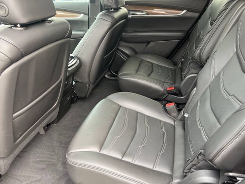 Certified 2024 Cadillac XT6 Sport w/ Platinum Package AWD/4WD image 13