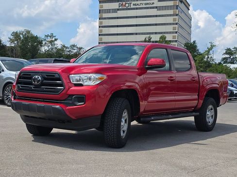Used 2019 Toyota Tacoma SR AWD/4WD image 15