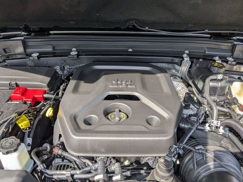 New 2025 Jeep Wrangler Sahara image 39