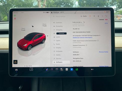 Used 2024 Tesla Model Y Long Range AWD/4WD image 2