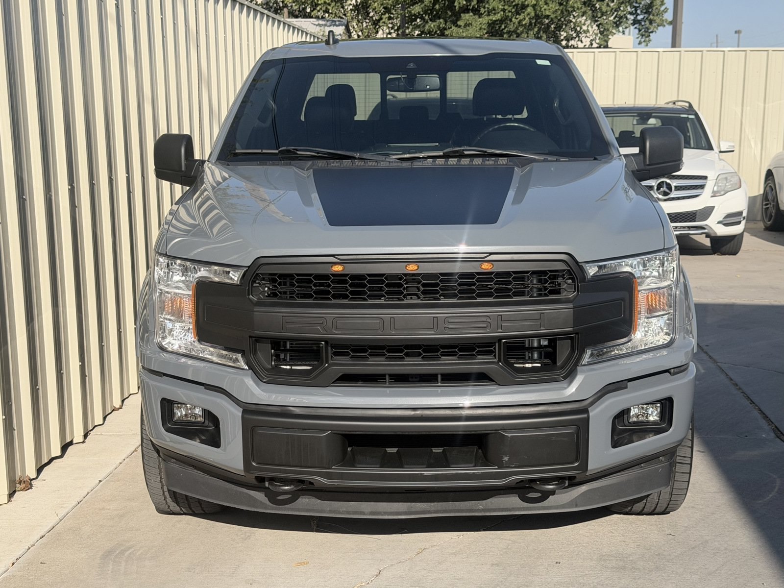 Used 2019 Ford F150 XLT w/ Equipment Group 302A Luxury AWD/4WD image 2