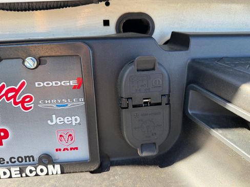 Used 2024 RAM 2500 Big Horn AWD/4WD image 26