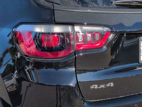 New 2026 Jeep Compass Limited image 12