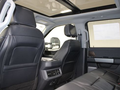 New 2026 Ford F250 Lariat w/ Black Appearance Package AWD/4WD image 26