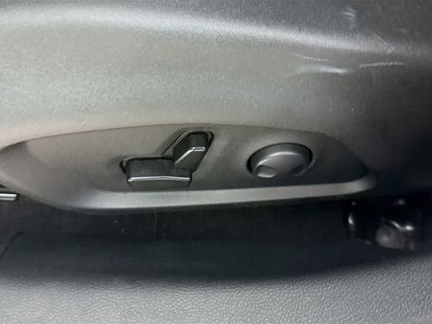 Used 2025 Jeep Compass Limited AWD/4WD image 22