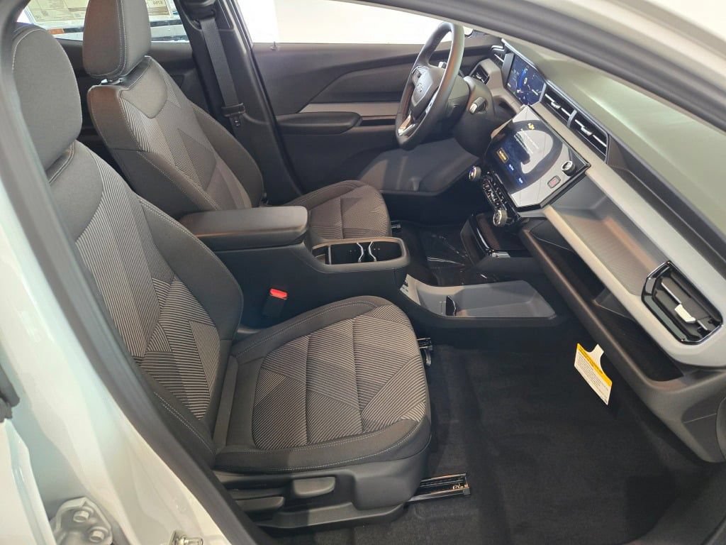 New 2027 Chevrolet Bolt LT w/ Comfort Package FWD image 6