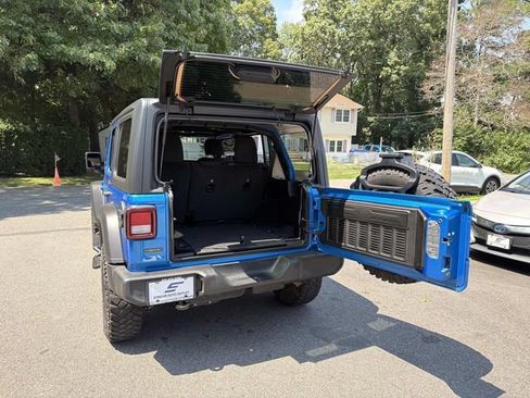 Used 2022 Jeep Wrangler Unlimited Sport AWD/4WD image 11