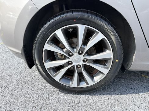 Used 2020 Hyundai Elantra GT w/ Style Package 02 FWD image 28