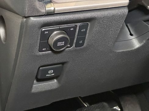 New 2026 Ford Expedition Active AWD/4WD image 24