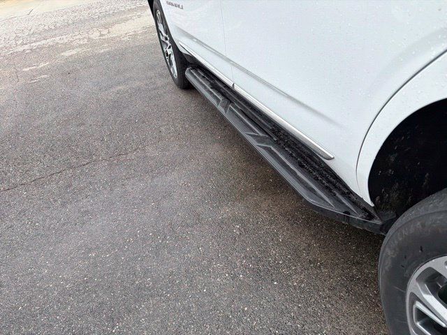 Used 2025 GMC Yukon Denali AWD/4WD image 25