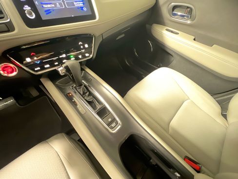 Used 2020 Honda HR-V EX image 26