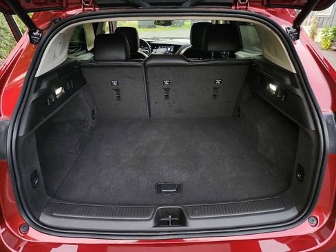 Used 2023 Buick Envision Essence w/ Sport Touring Package image 28