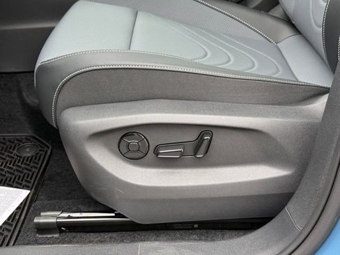 New 2026 Volkswagen Tiguan SE AWD/4WD image 12