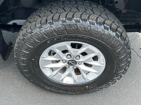 Used 2024 Nissan Frontier SV AWD/4WD image 24