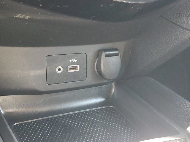 Used 2020 Nissan Rogue S FWD image 26