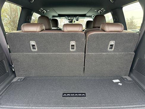 New 2026 Nissan Armada Platinum Reserve image 19