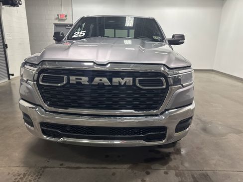Used 2025 RAM 1500 Big Horn AWD/4WD image 7