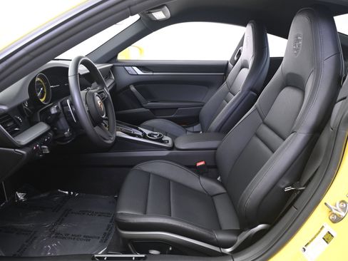 Used 2024 Porsche 911 Carrera image 26