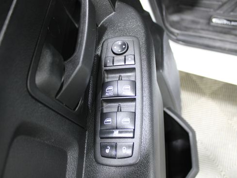 Used 2022 RAM 2500 Tradesman image 7