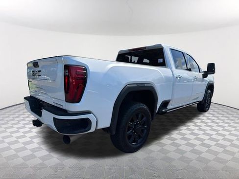 Certified 2025 GMC Sierra 2500 Denali Ultimate AWD/4WD image 5