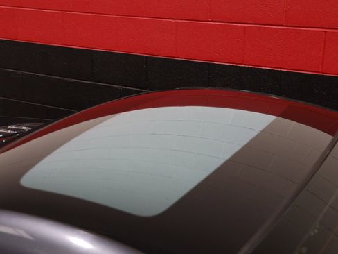 Used 2013 Mercedes-Benz SLK 250 image 26