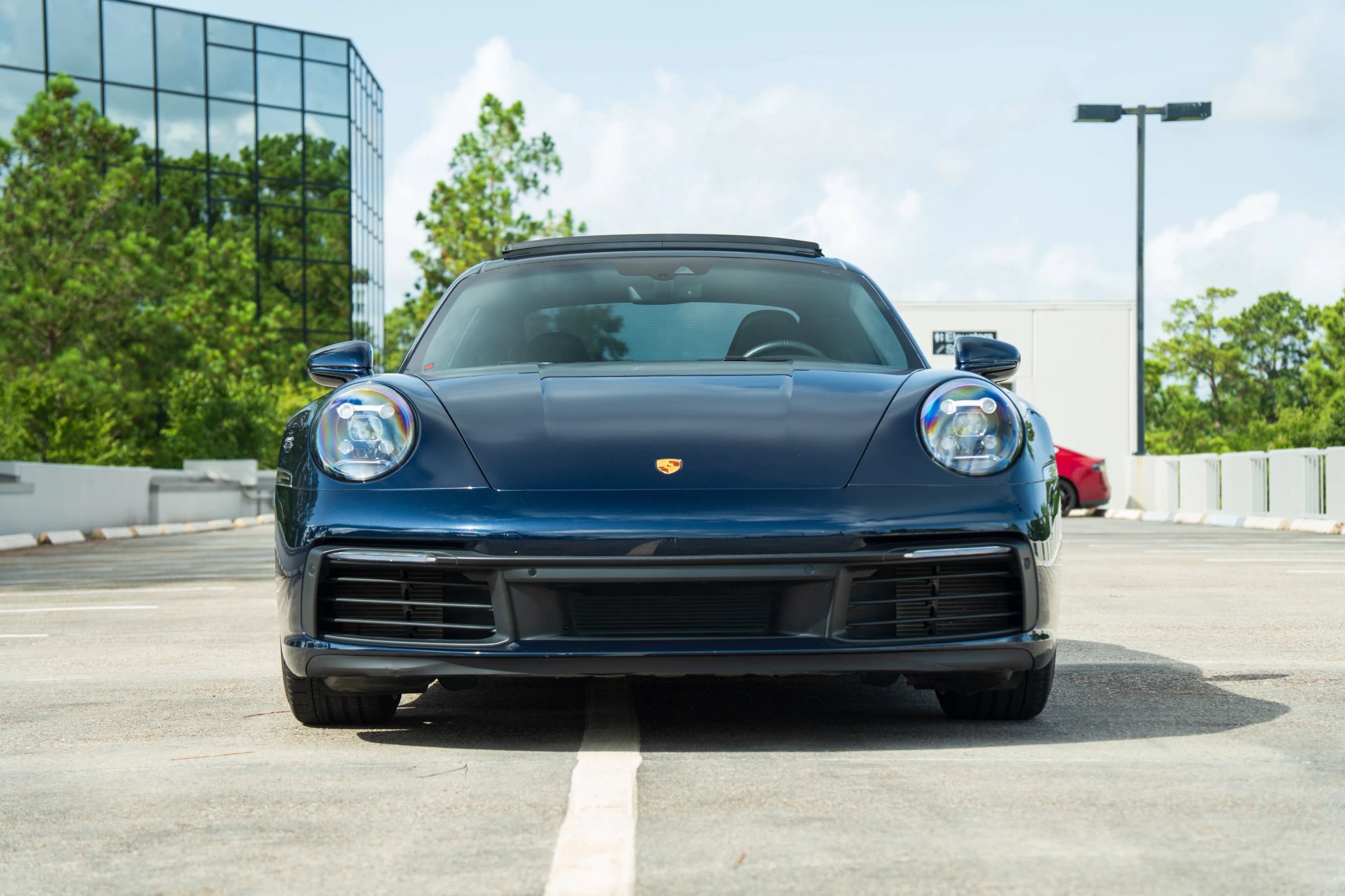 Used 2020 Porsche 911 Carrera RWD image 2