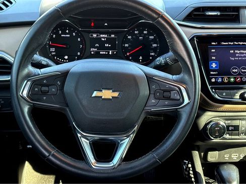 Used 2021 Chevrolet TrailBlazer ACTIV w/ Convenience Package image 16