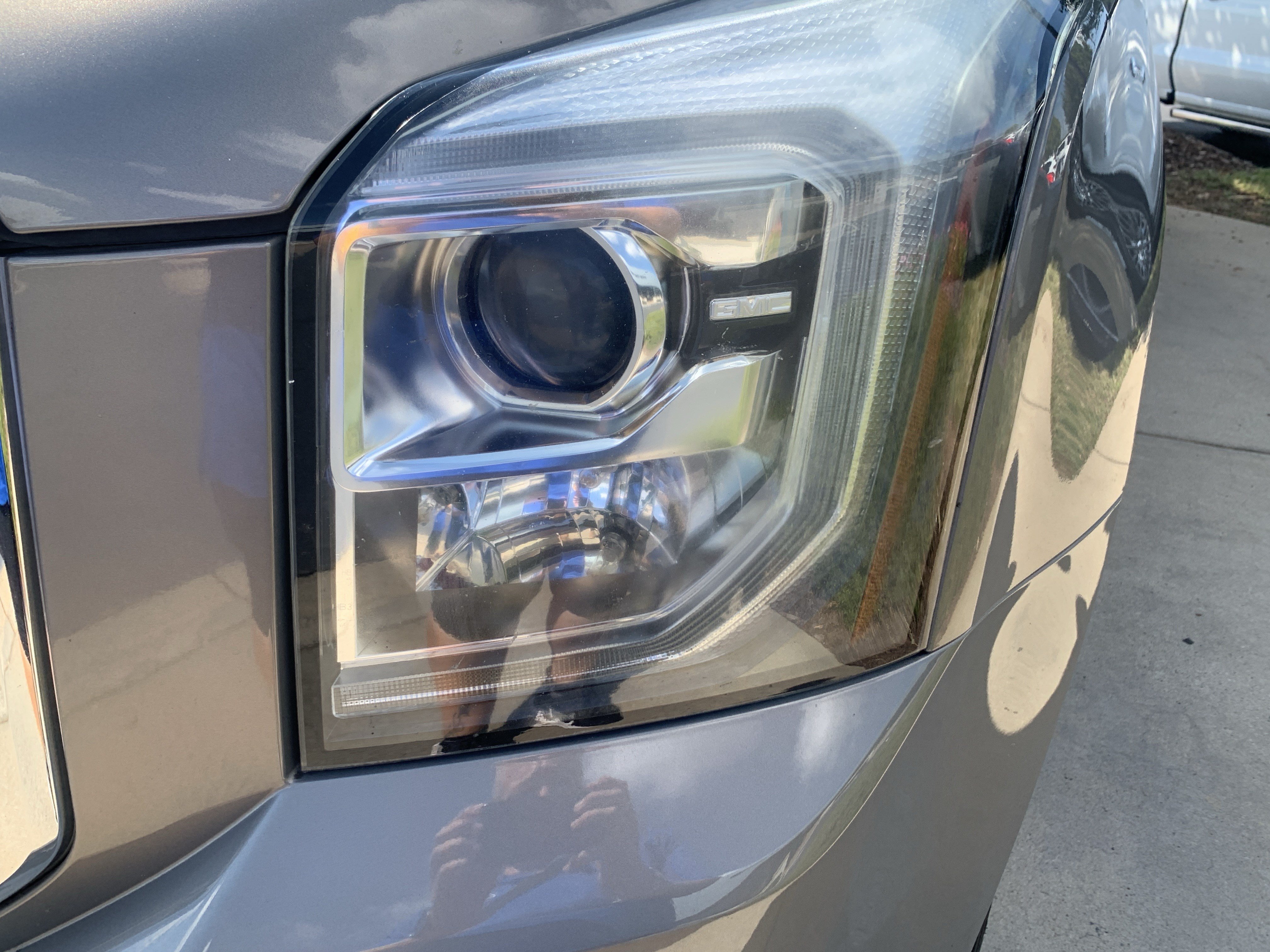 Used 2019 GMC Yukon XL SLT w/ Open Road Package AWD/4WD image 6