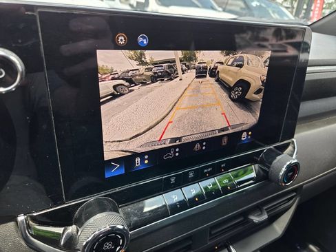 Certified 2023 Chevrolet Colorado Trail Boss w/ Technology Package AWD/4WD image 34