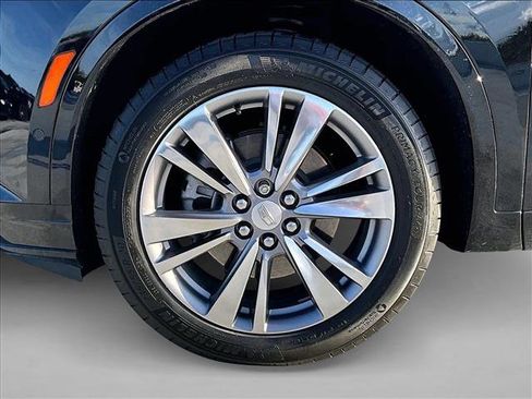 Used 2024 Cadillac XT6 Premium Luxury w/ Technology Package image 10