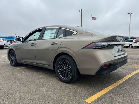 New 2026 Nissan Sentra SV w/ SV Convenience Package image 4