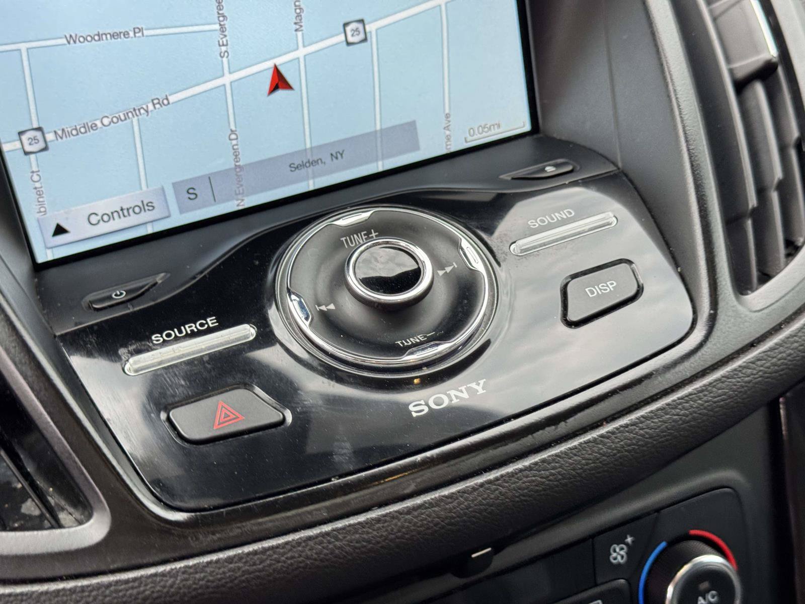 Used 2017 Ford Escape Titanium AWD/4WD image 26