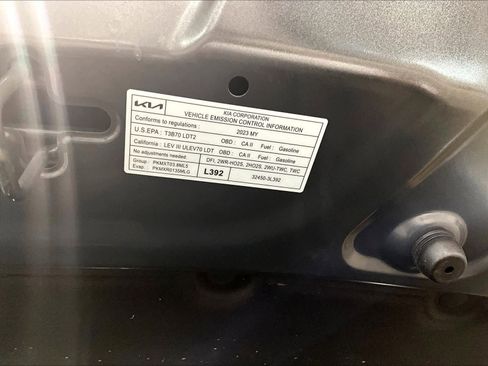 Used 2023 Kia Telluride S image 35