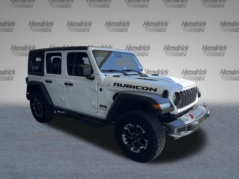 Used 2024 Jeep Wrangler Unlimited Rubicon w/ Technology Group AWD/4WD image 2