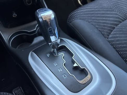 Used 2018 Dodge Journey SE w/ Popular Equipment Group image 18