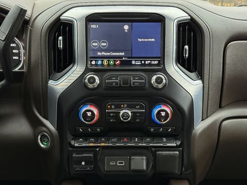 Used 2021 GMC Sierra 1500 SLT w/ SLT Premium Plus Package image 34