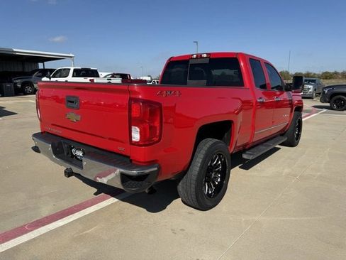 Used 2018 Chevrolet Silverado 1500 LTZ w/ LTZ Plus Package image 4