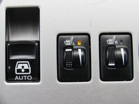 Used 2018 Toyota 4Runner SR5 Premium image 31