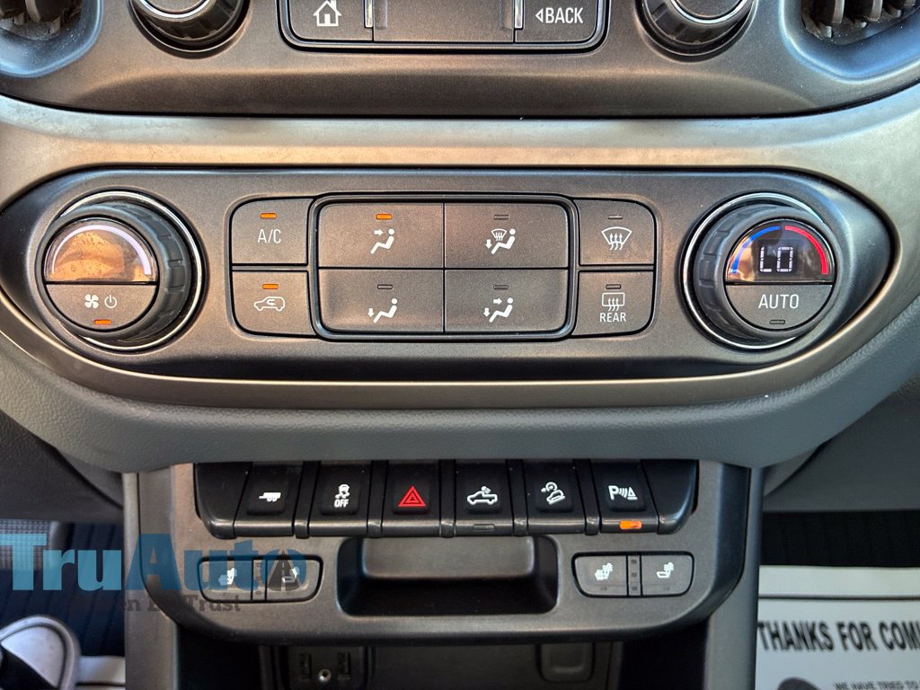Used 2021 Chevrolet Colorado Z71 w/ Z71 Midnight Edition AWD/4WD image 34