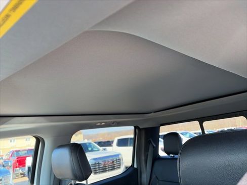 Used 2022 Ford F150 Lariat w/ Max Trailer Tow Package image 34