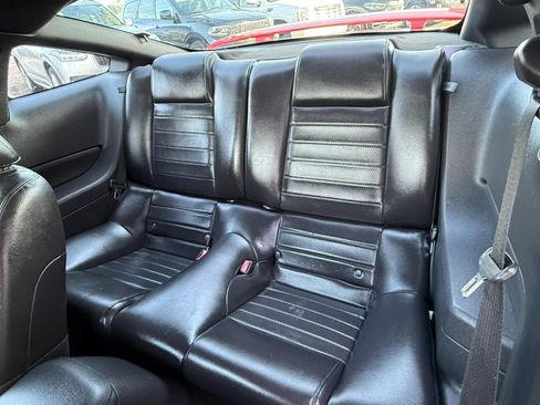 Used 2005 Ford Mustang GT Premium RWD image 34